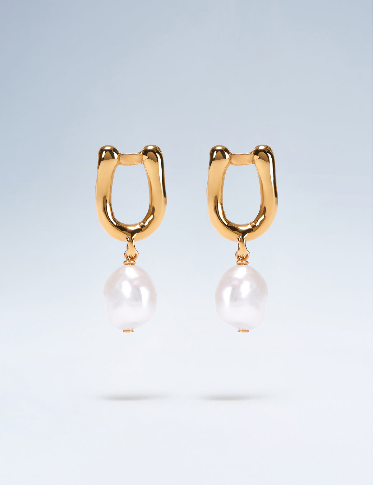 Anne Boleyn letter U gold vermeil earrings with freshwater pearl drops