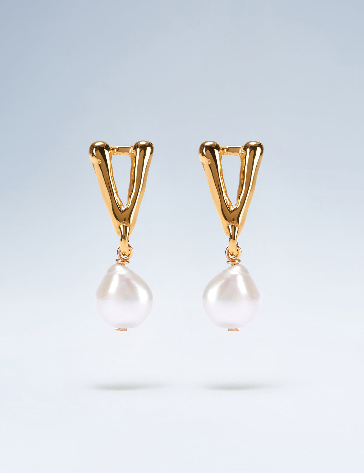 Anne Boleyn letter V gold vermeil earrings with freshwater pearl drops