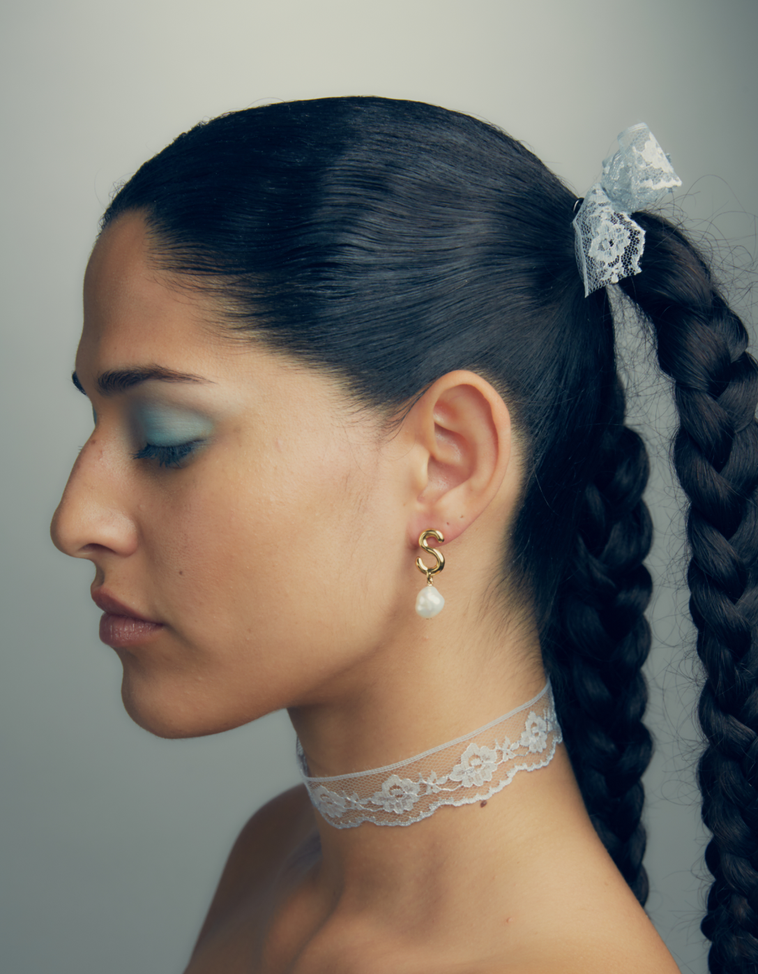 Anne Boleyn letter S gold vermeil earrings with freshwater pearl drops, alternate view