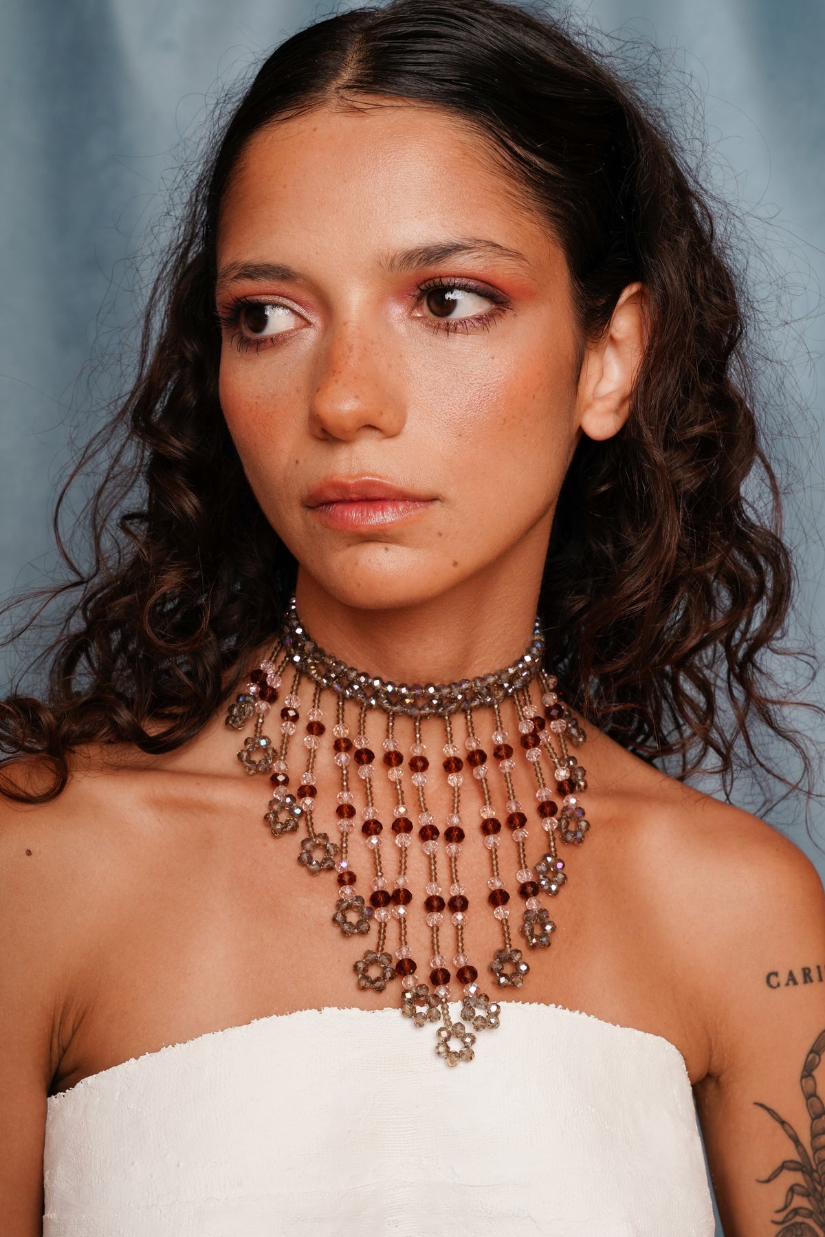 Tentacoli multi-strand choker in glass beads and freshwater pearls, alternate view