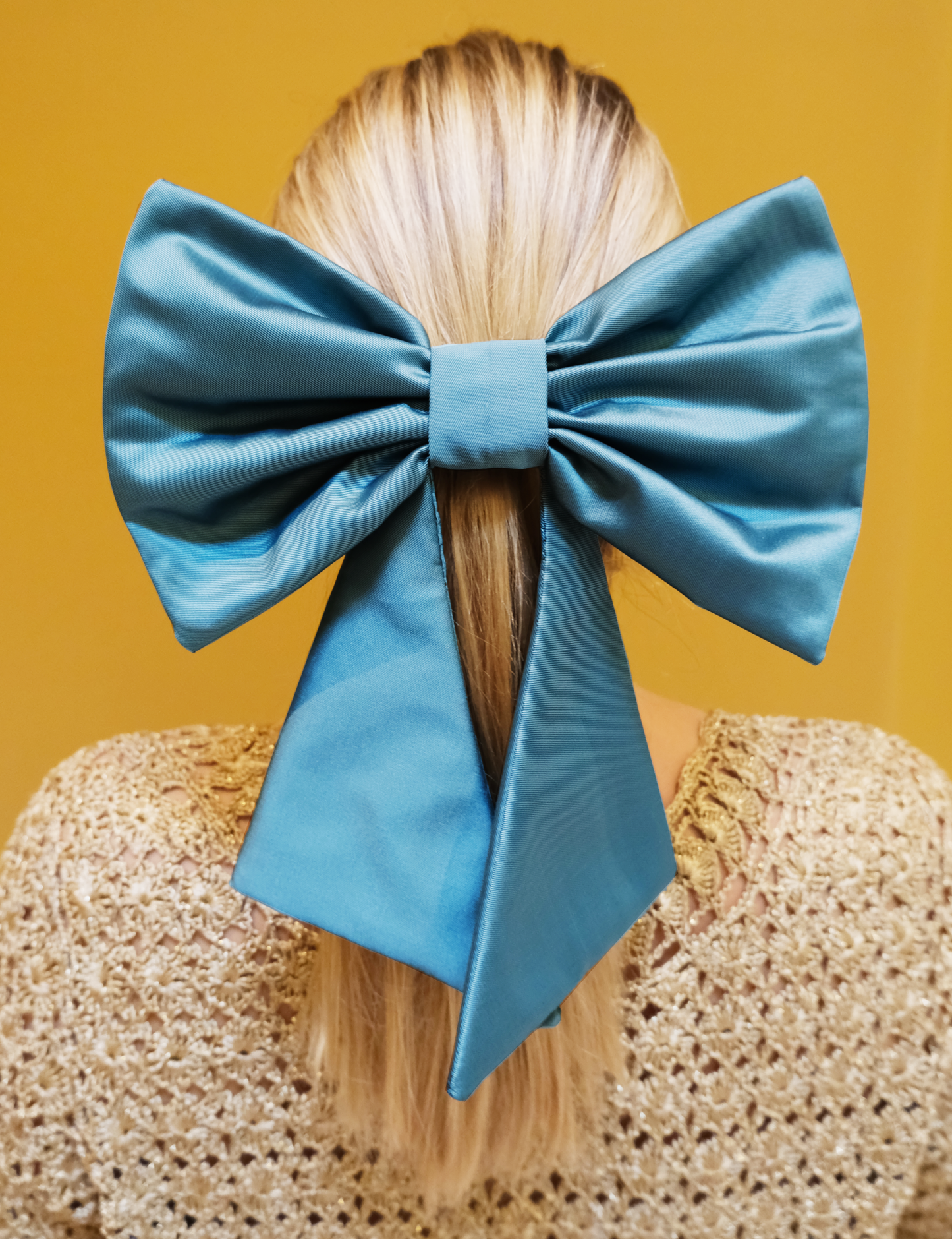 Pussy Cat Bow ~ Icy Blue