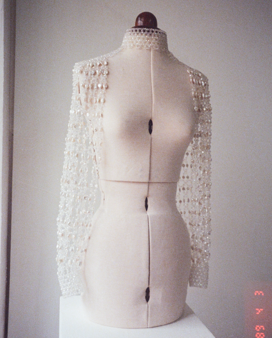 Sleeves with Choker Neckline