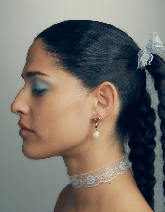 T ~ Anne Boleyn Earrings